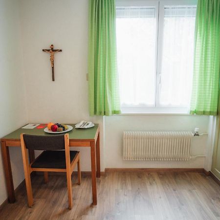 B&B Haus Schoenstatt Contactless- Check-In Brig Kültér fotó
