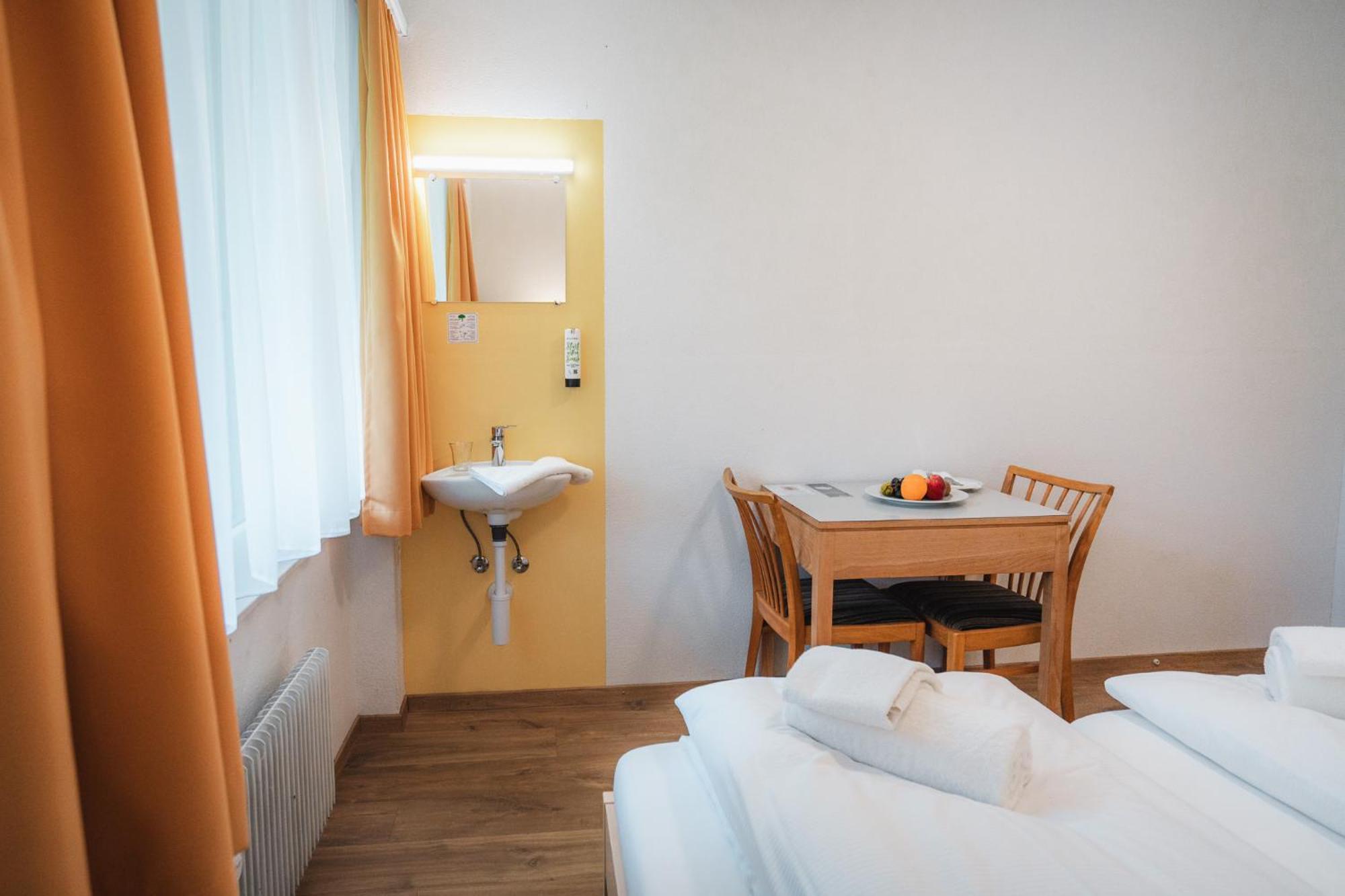 B&B Haus Schoenstatt Contactless- Check-In Brig Kültér fotó